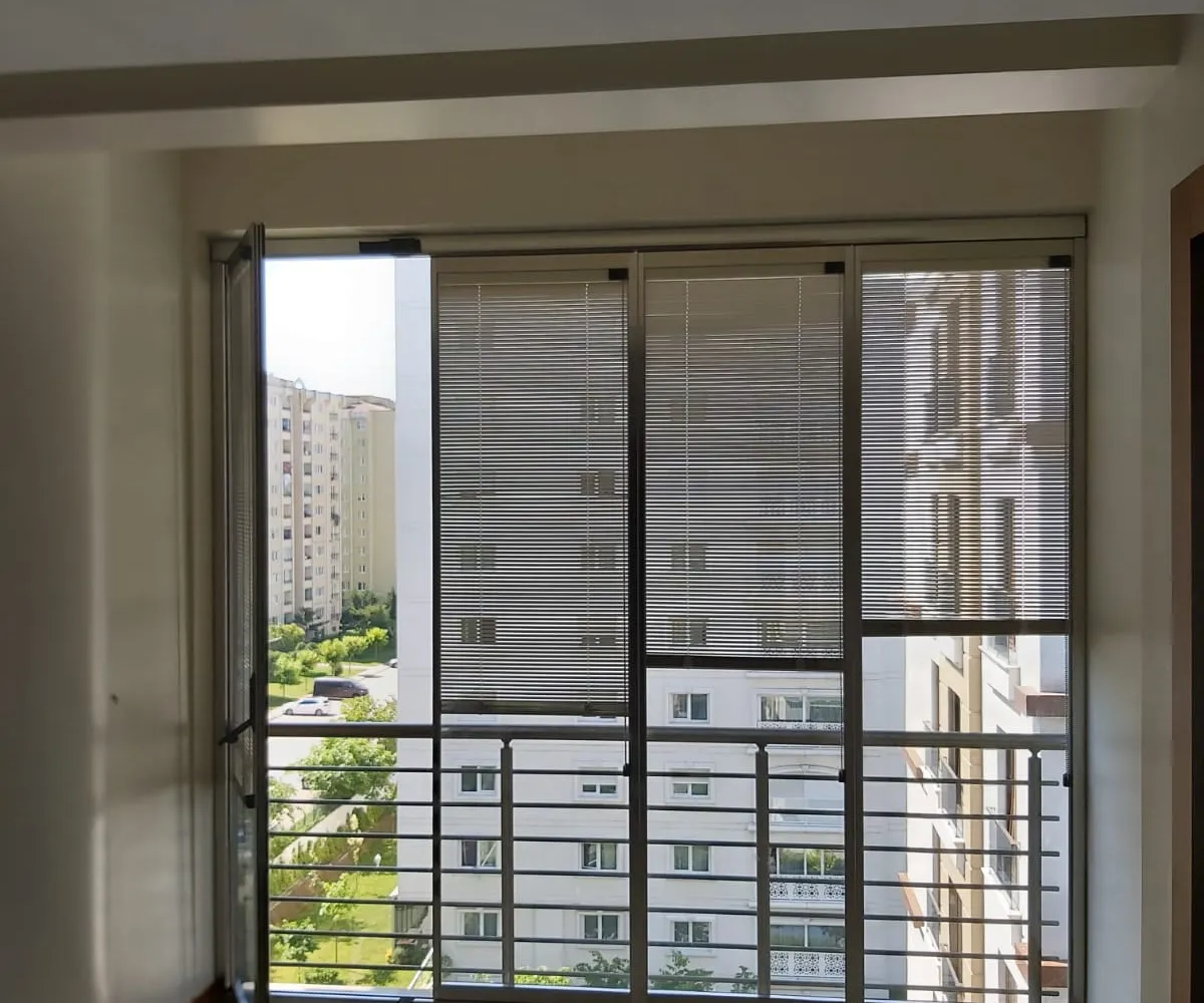 Zümrüt Evler projesi, ısıcamlı katlanır cam balkon detayı